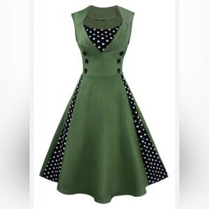 Chic Green and Black Polka Dot Midi Dress Size Small